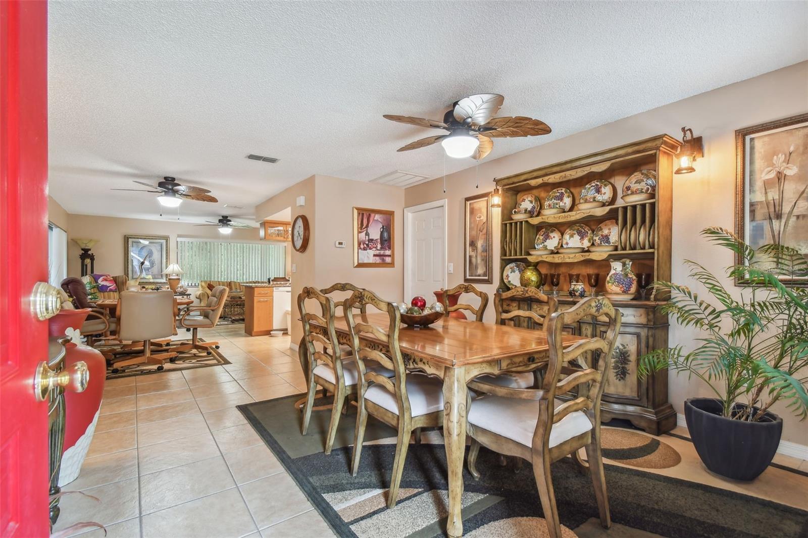 7427 Baltusrol Dr Property Photo 4