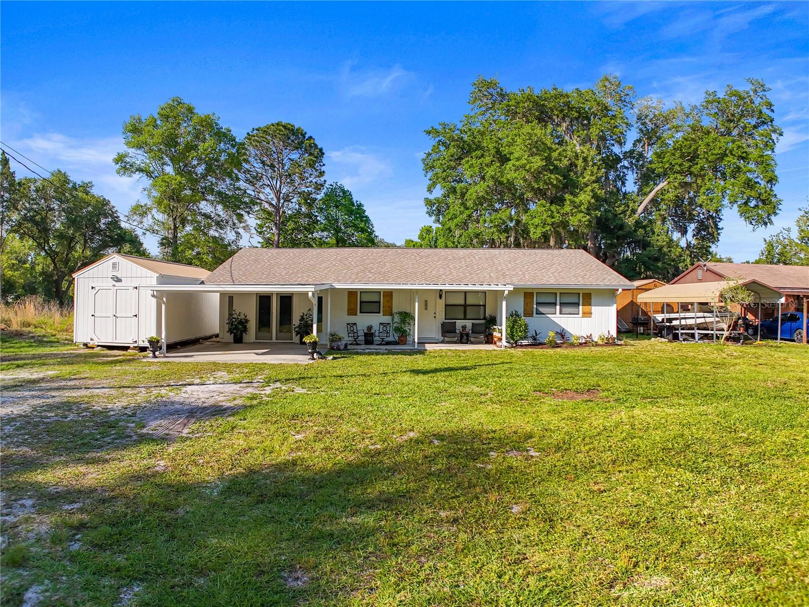 4101 E Gloria Dr Property Photo
