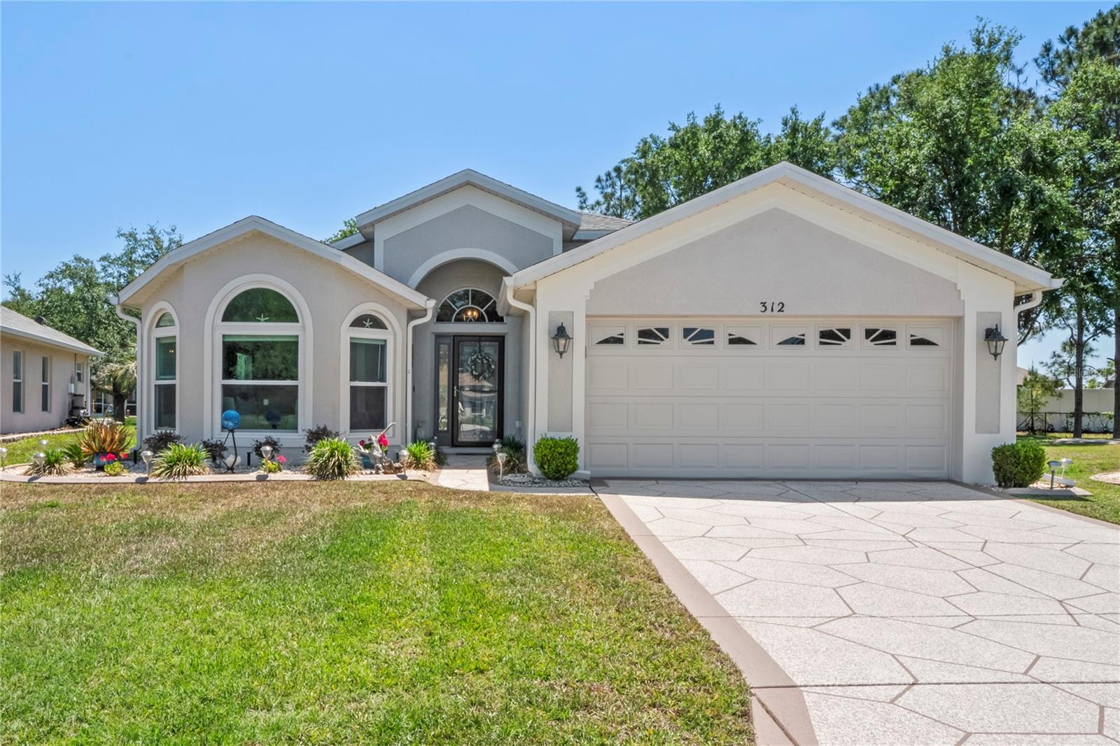 312 Barrington Ct Property Photo