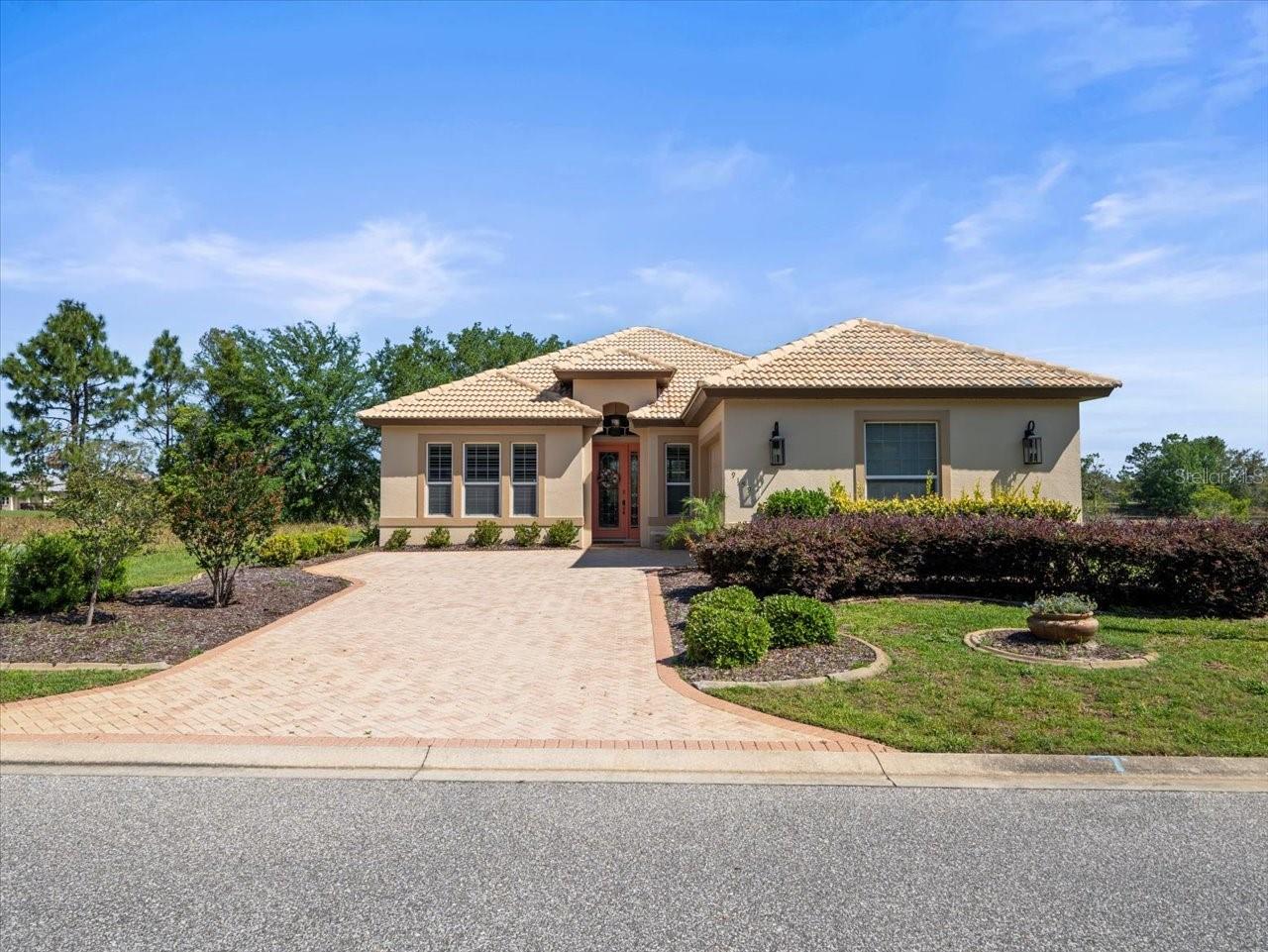9159 Trevino Dr Property Photo