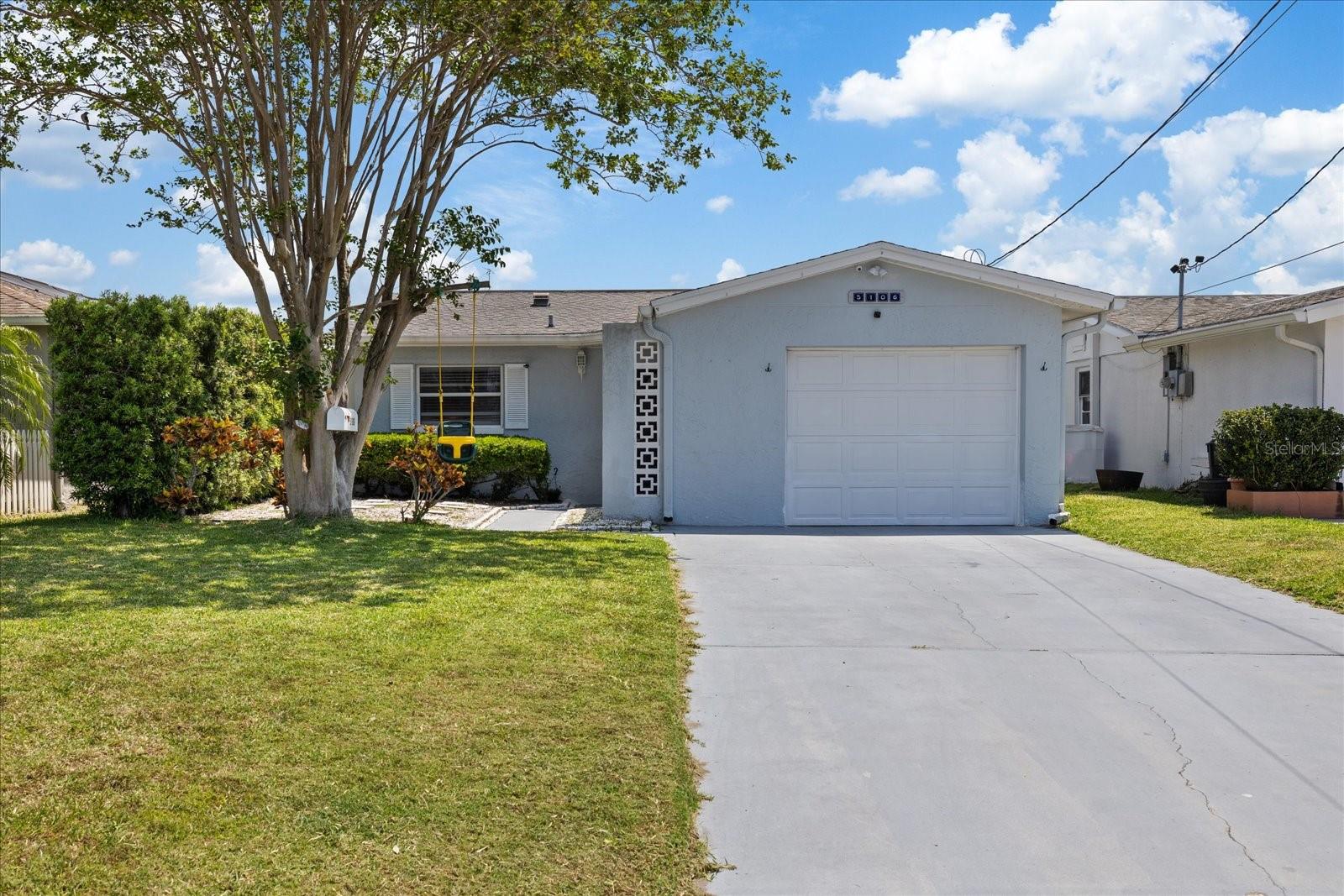 5106 Blue Heron Dr Property Photo