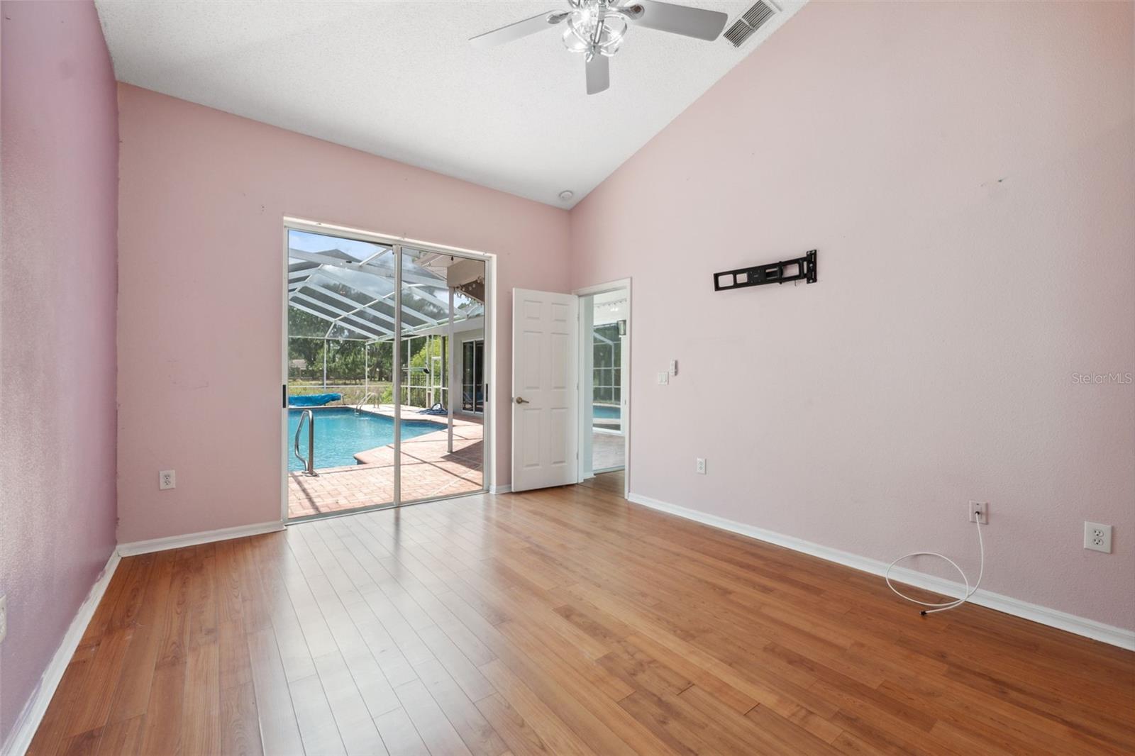 9104 Water Hazard Dr Property Photo 22