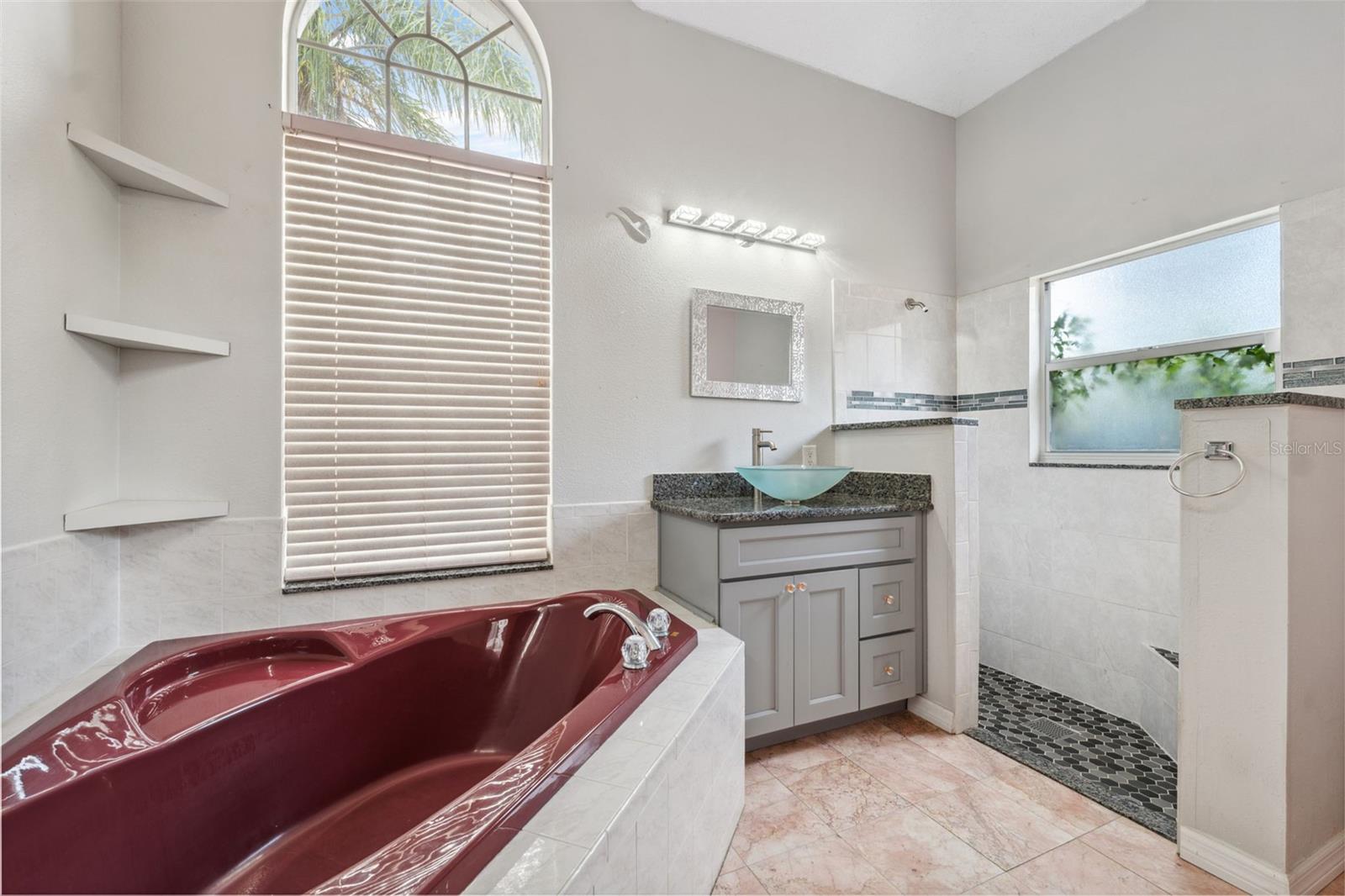 9104 Water Hazard Dr Property Photo 24