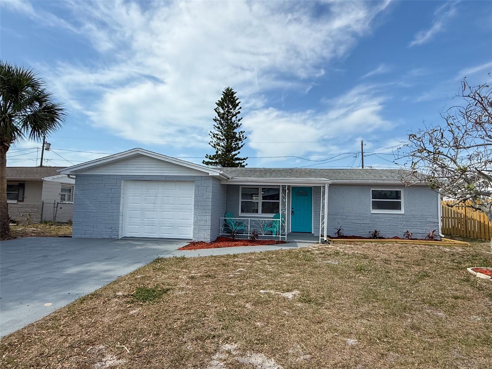 3545 Oxford Dr Property Photo