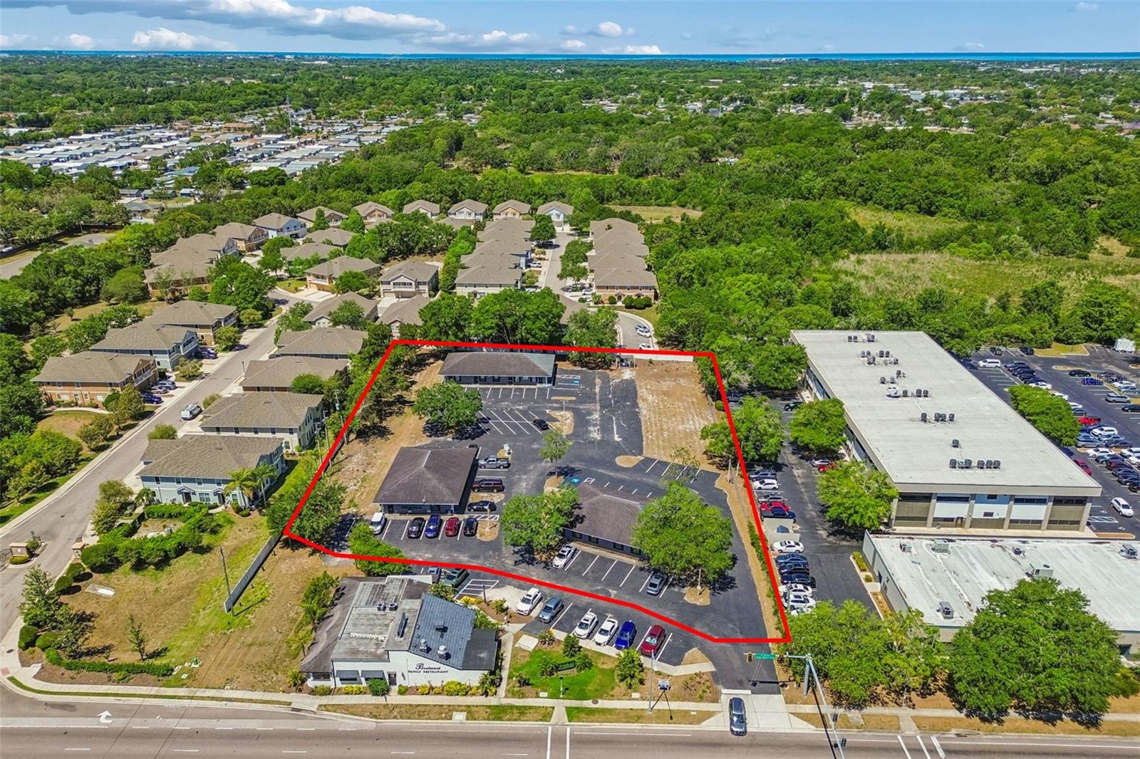 7511 Little Rd Property Photo 13