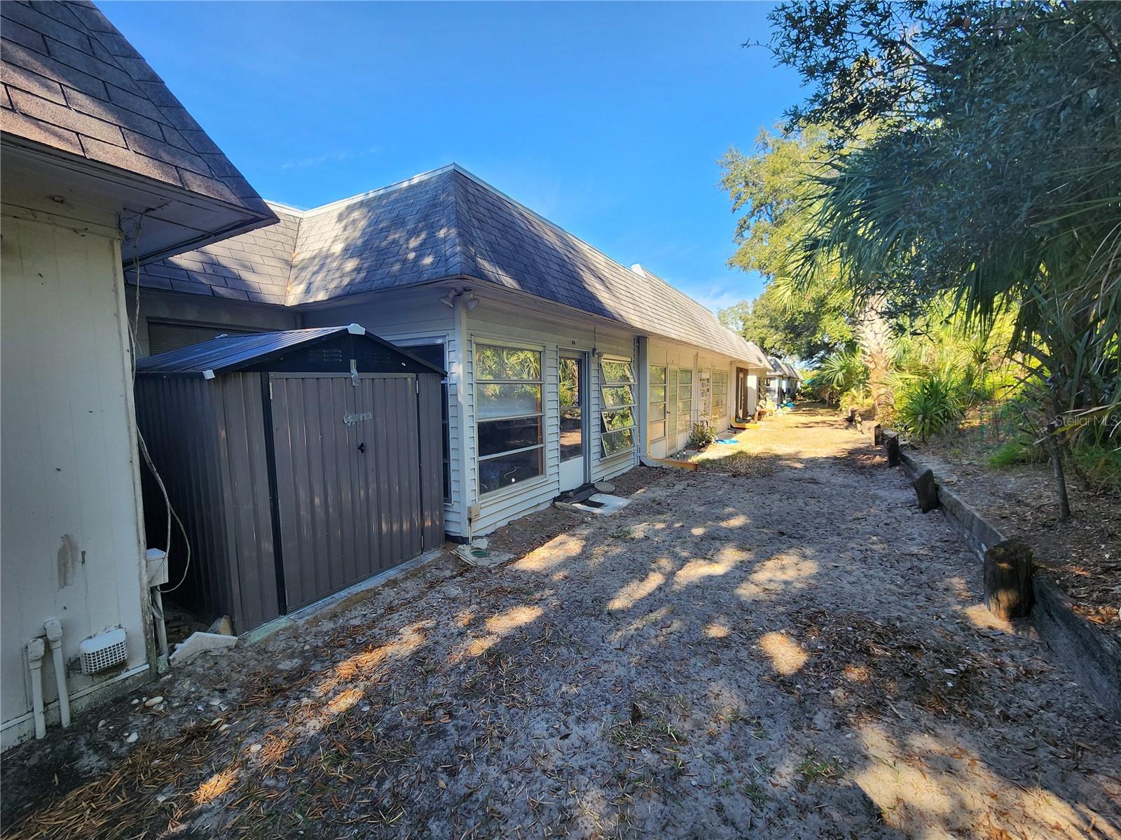 W7875117 Property Photo 3