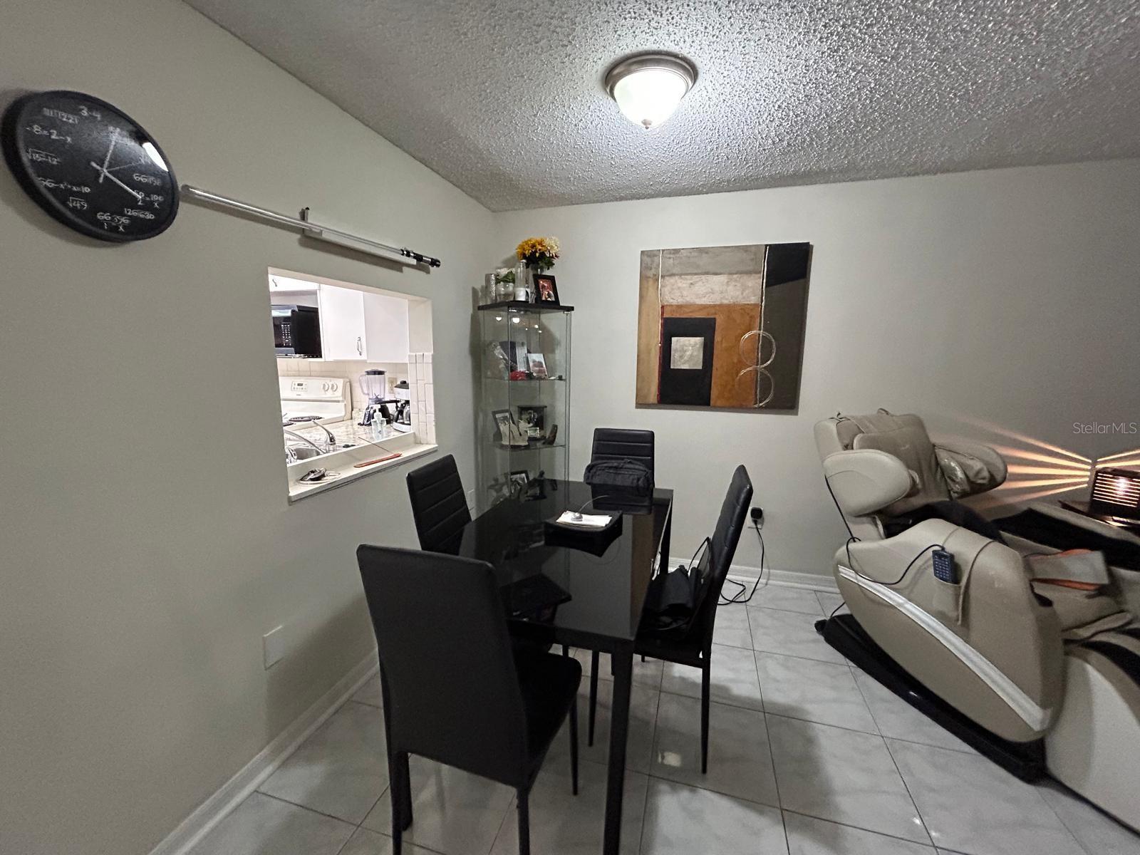 W7875117 Property Photo 14