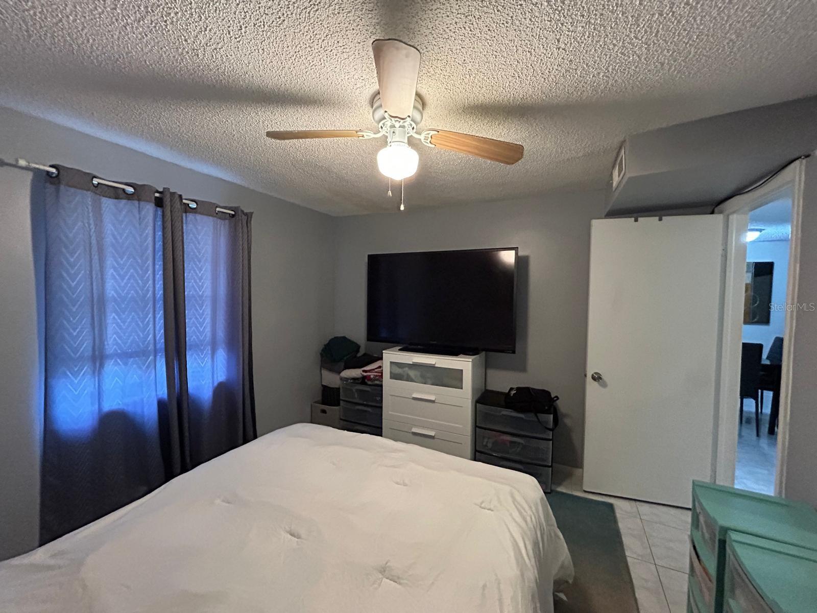 W7875117 Property Photo 23