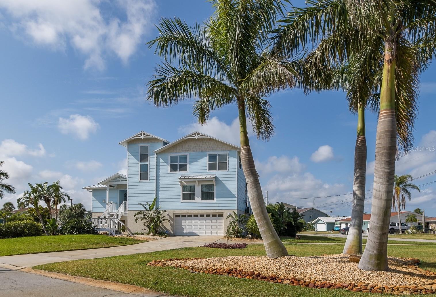 5040 Waterside Dr Property Photo