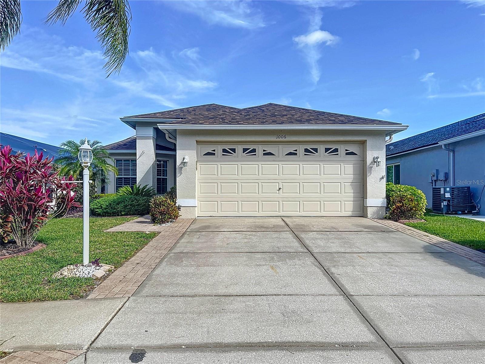 1006 Sweet Jasmine Dr Property Photo 1