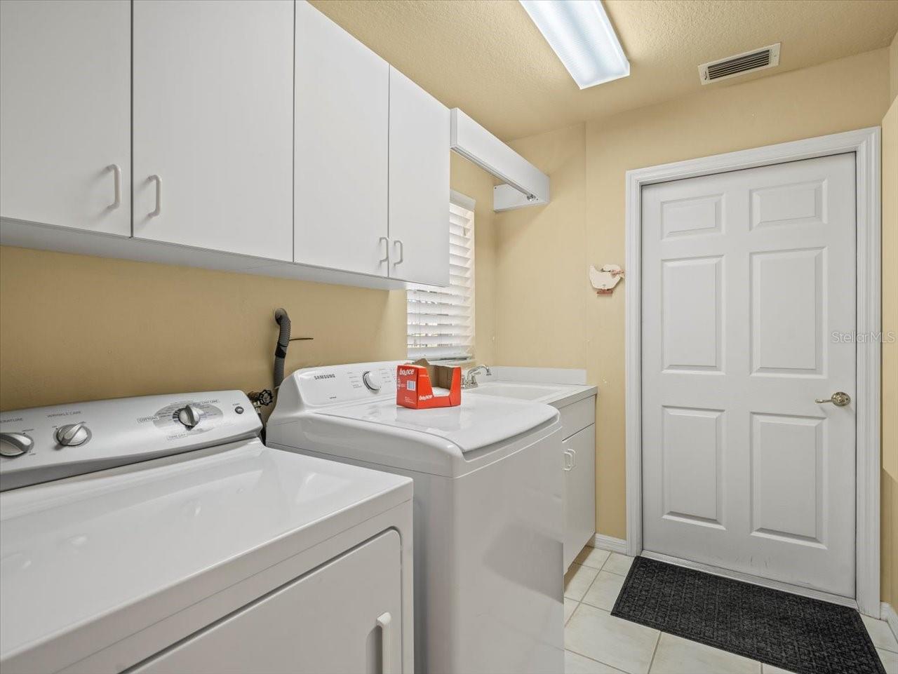9216 Tarleton Cir Property Photo 22