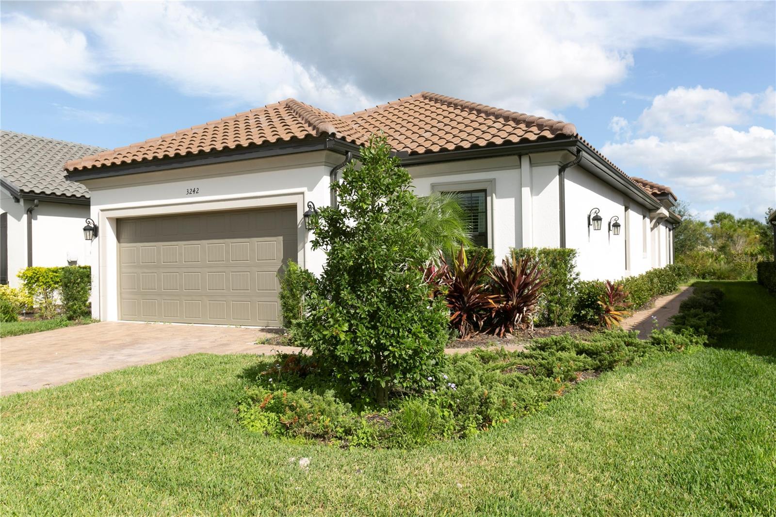 3242 Francoa Dr Property Photo