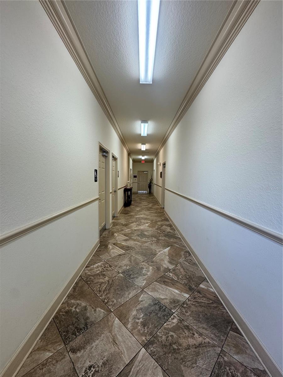 9400 River Crossing Blvd #102 Property Photo 2