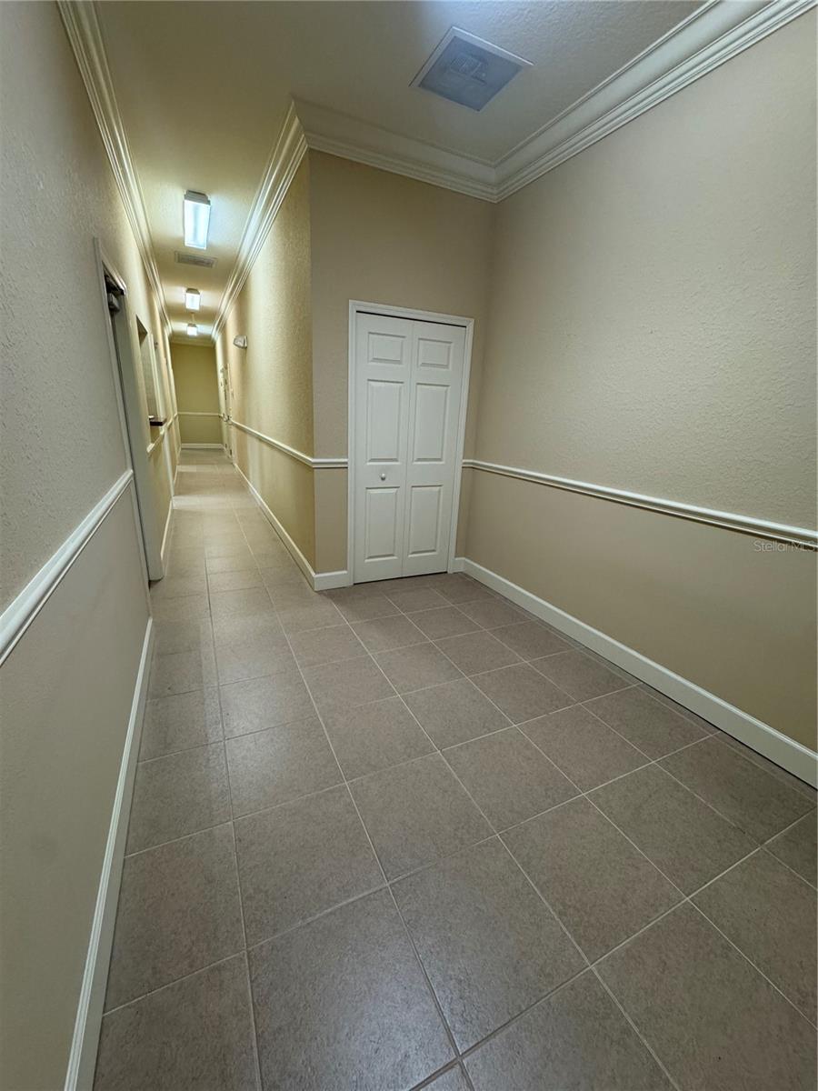 9400 River Crossing Blvd #102 Property Photo 5