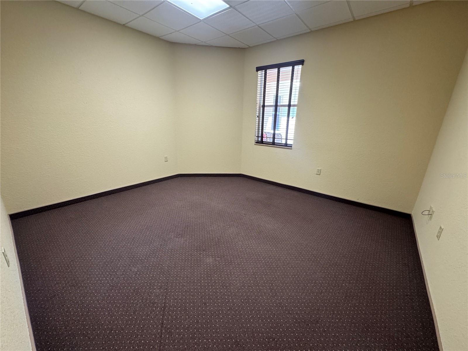 9400 River Crossing Blvd #102 Property Photo 6