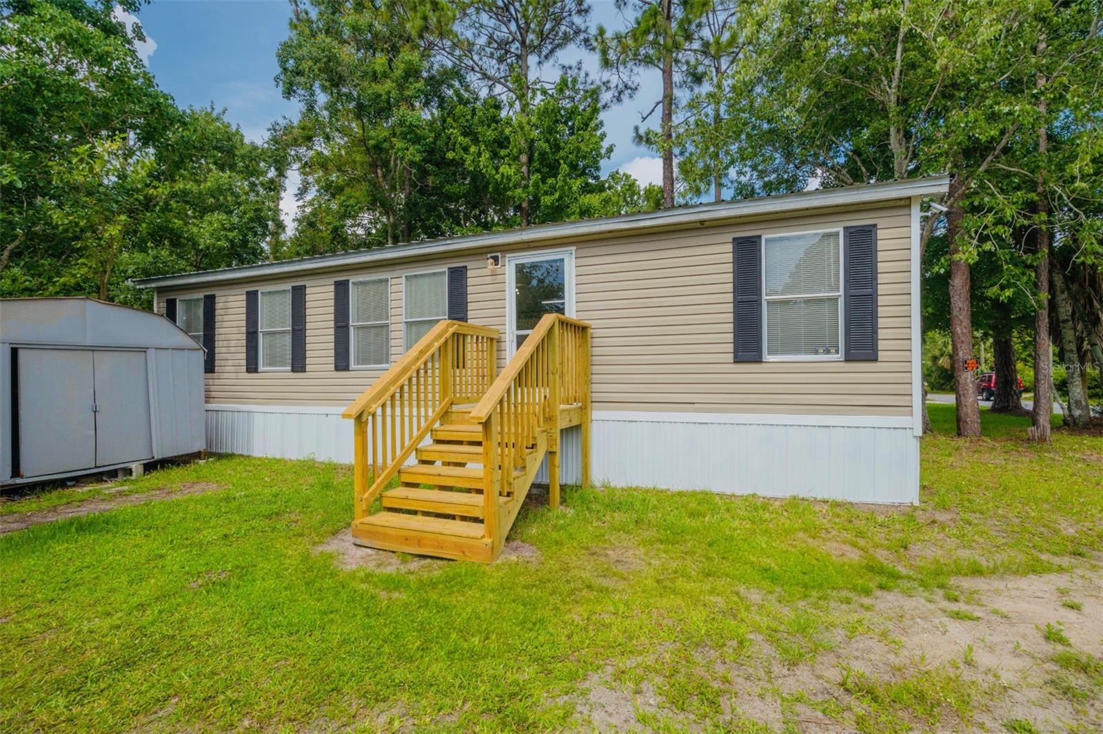 867 Collier Blvd Property Photo 1