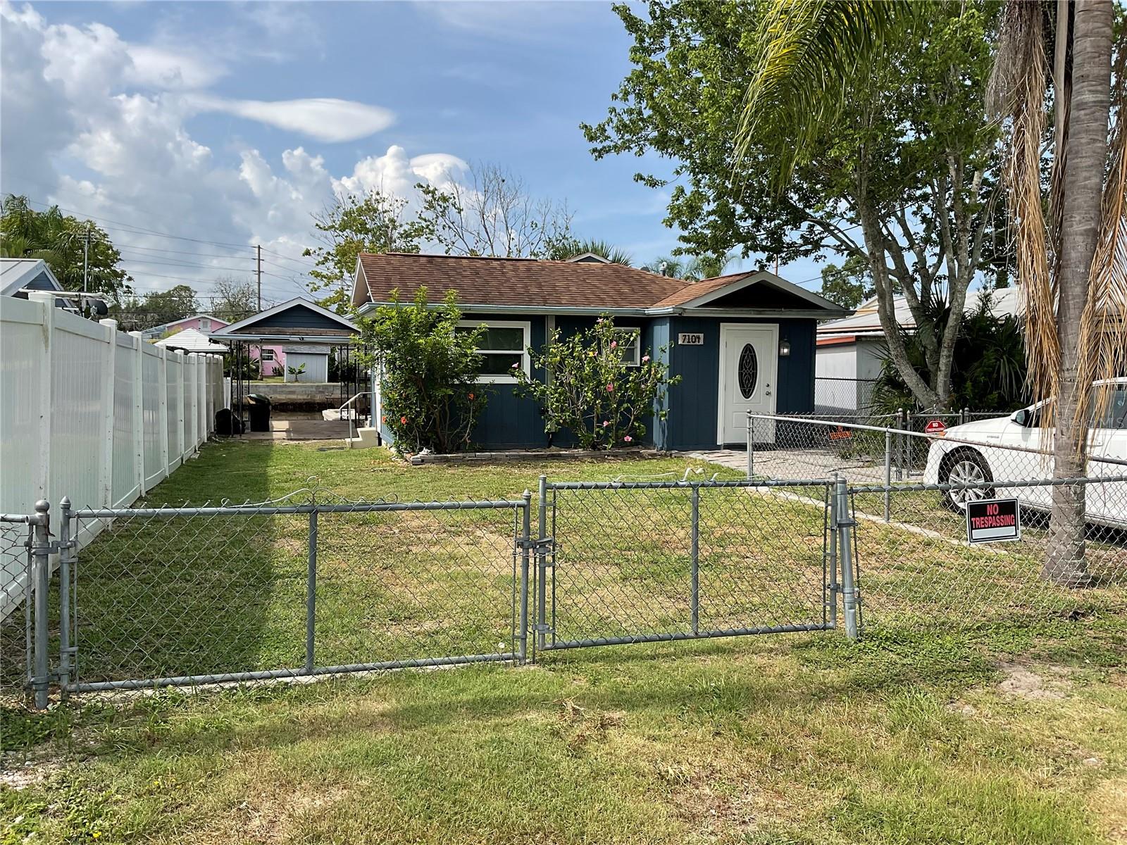 7104 FAIR LN Property Photo 1