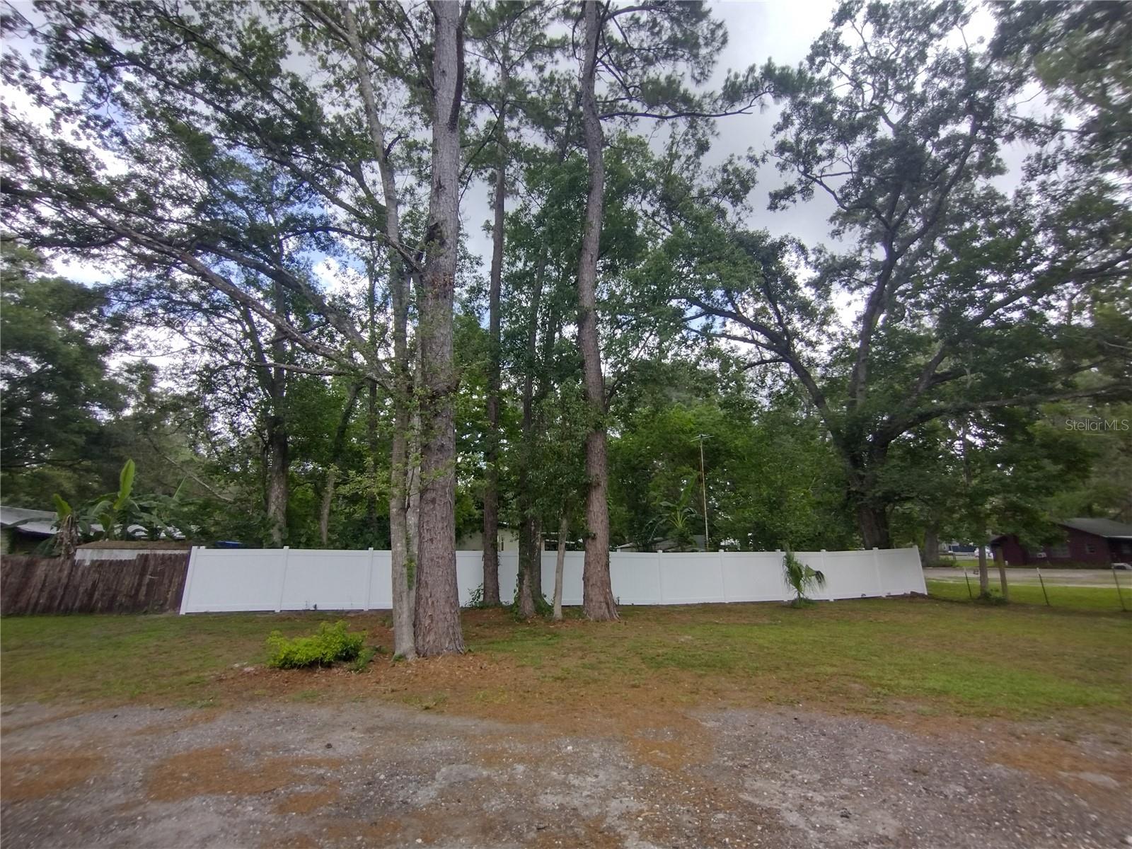 172 Estates Ave Property Photo 17