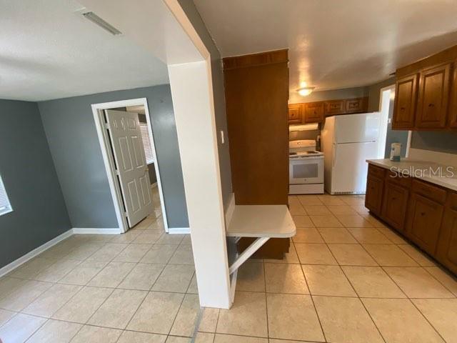 300 Midwood Dr Property Photo 22