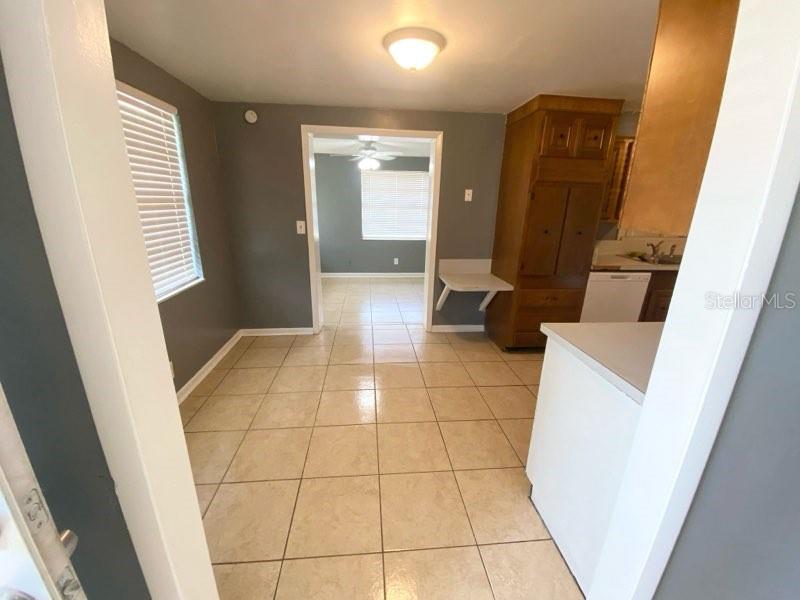 300 Midwood Dr Property Photo 23