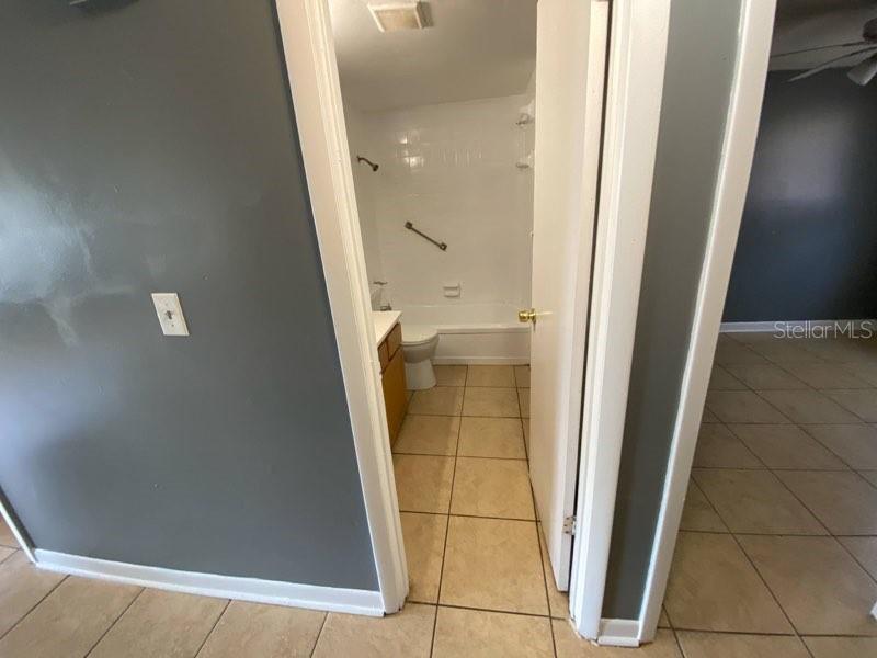 300 Midwood Dr Property Photo 28