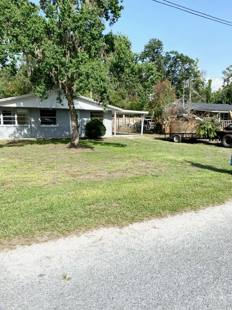 300 Midwood Dr Property Photo 34