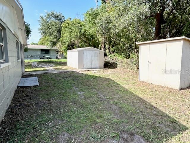 300 Midwood Dr Property Photo 38