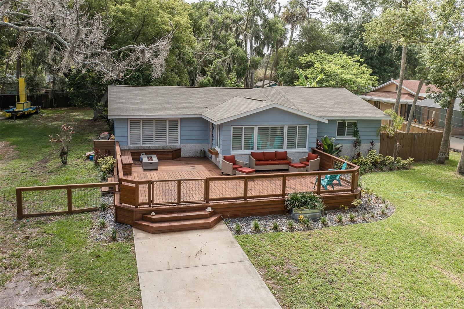 7424 Grand Blvd Property Photo 1