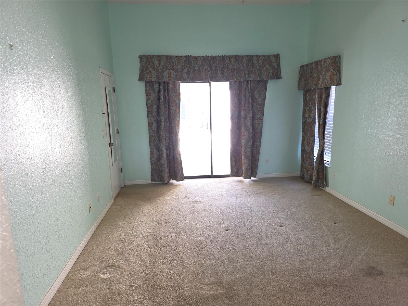 10244 Hoover St Property Photo 14