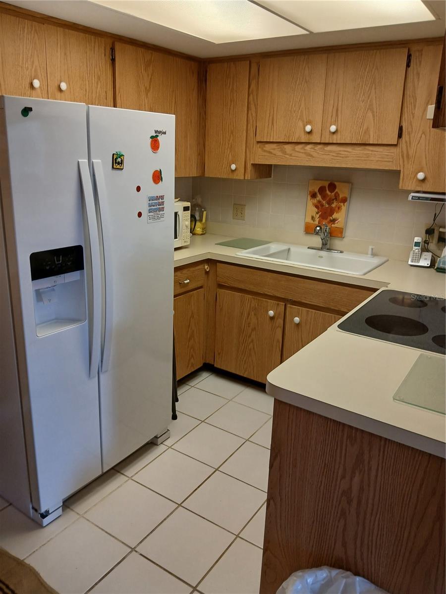 6050 Chesham Dr #3 Property Photo 8