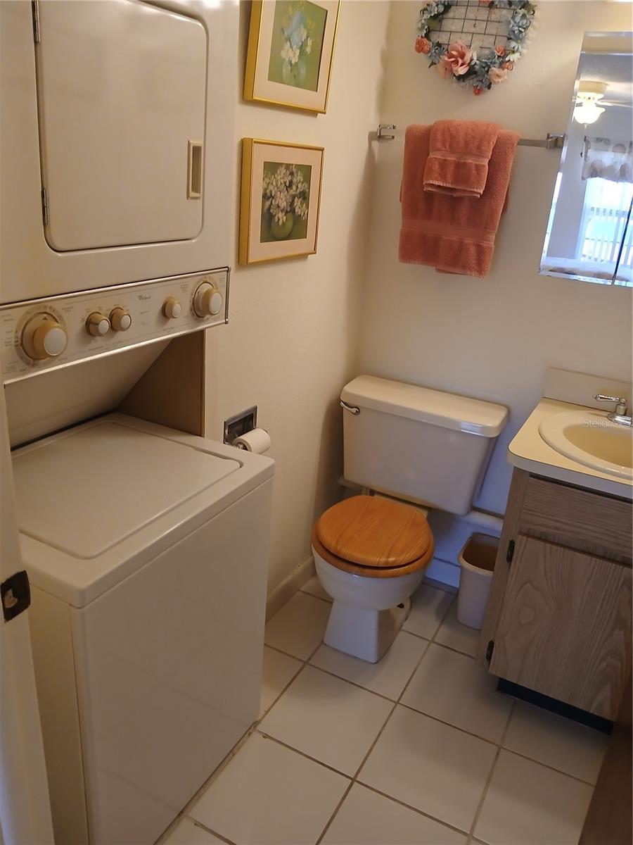 6050 Chesham Dr #3 Property Photo 25