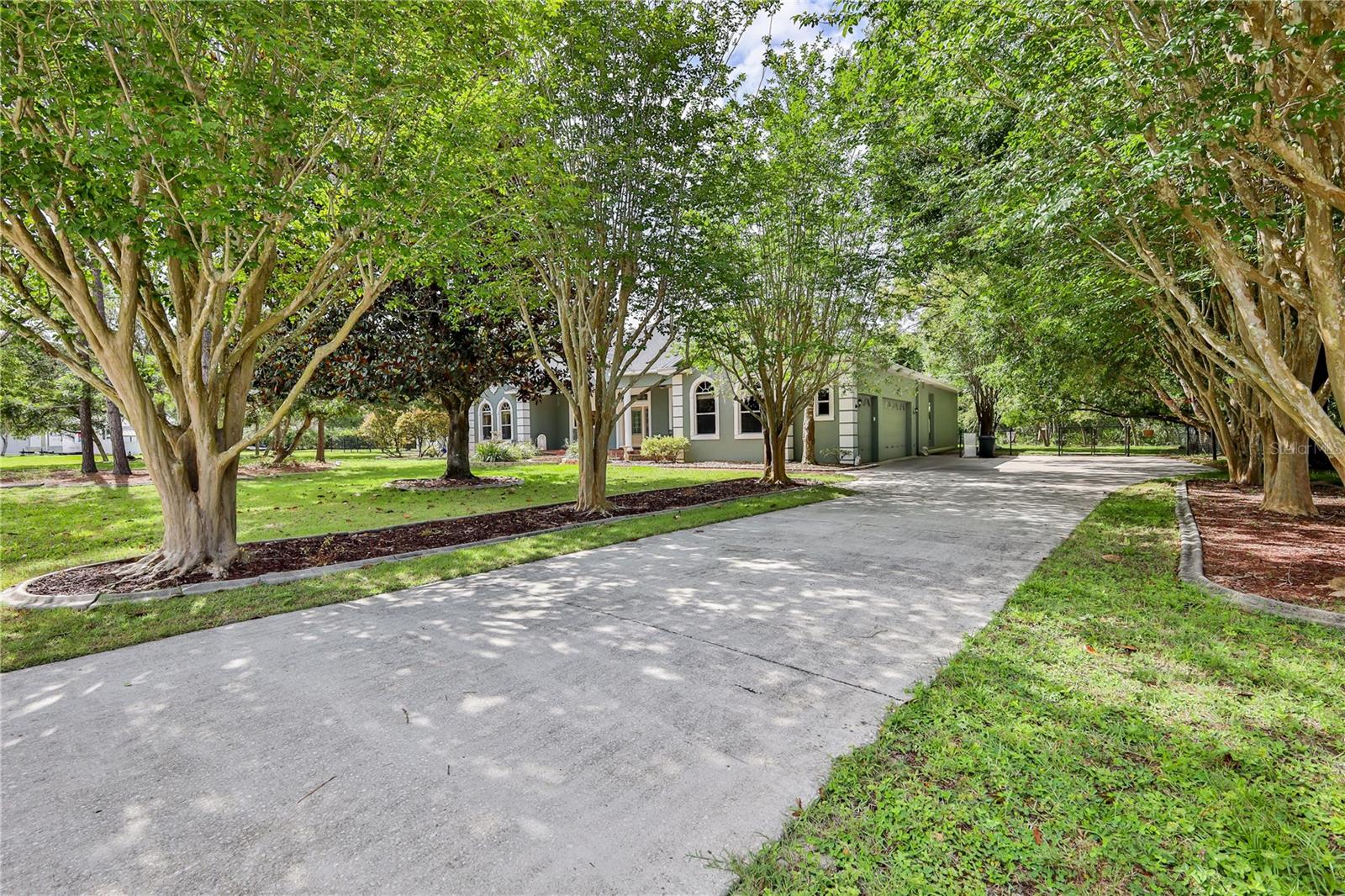 11510 Lakeview Dr Property Photo 1