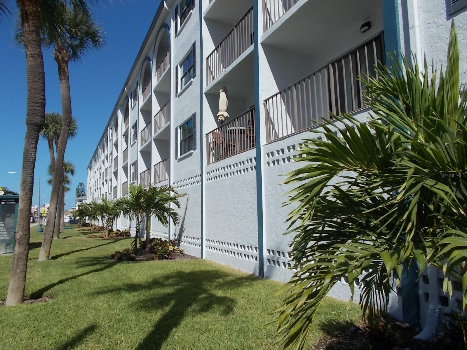 14001 Gulf Blvd #407 Property Photo 2