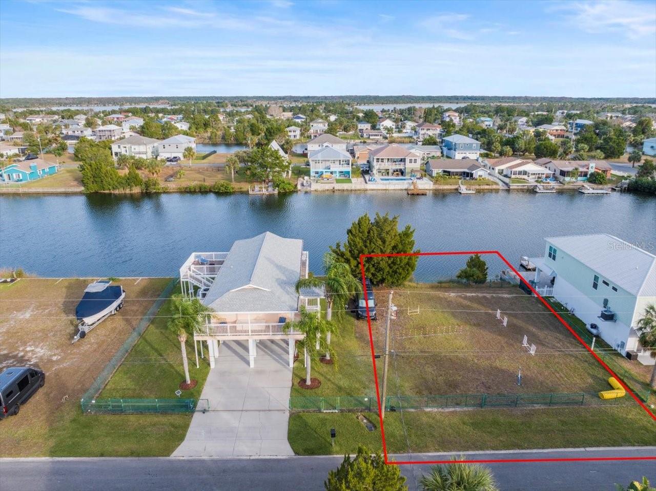 3332 Oleander Dr Property Photo 3
