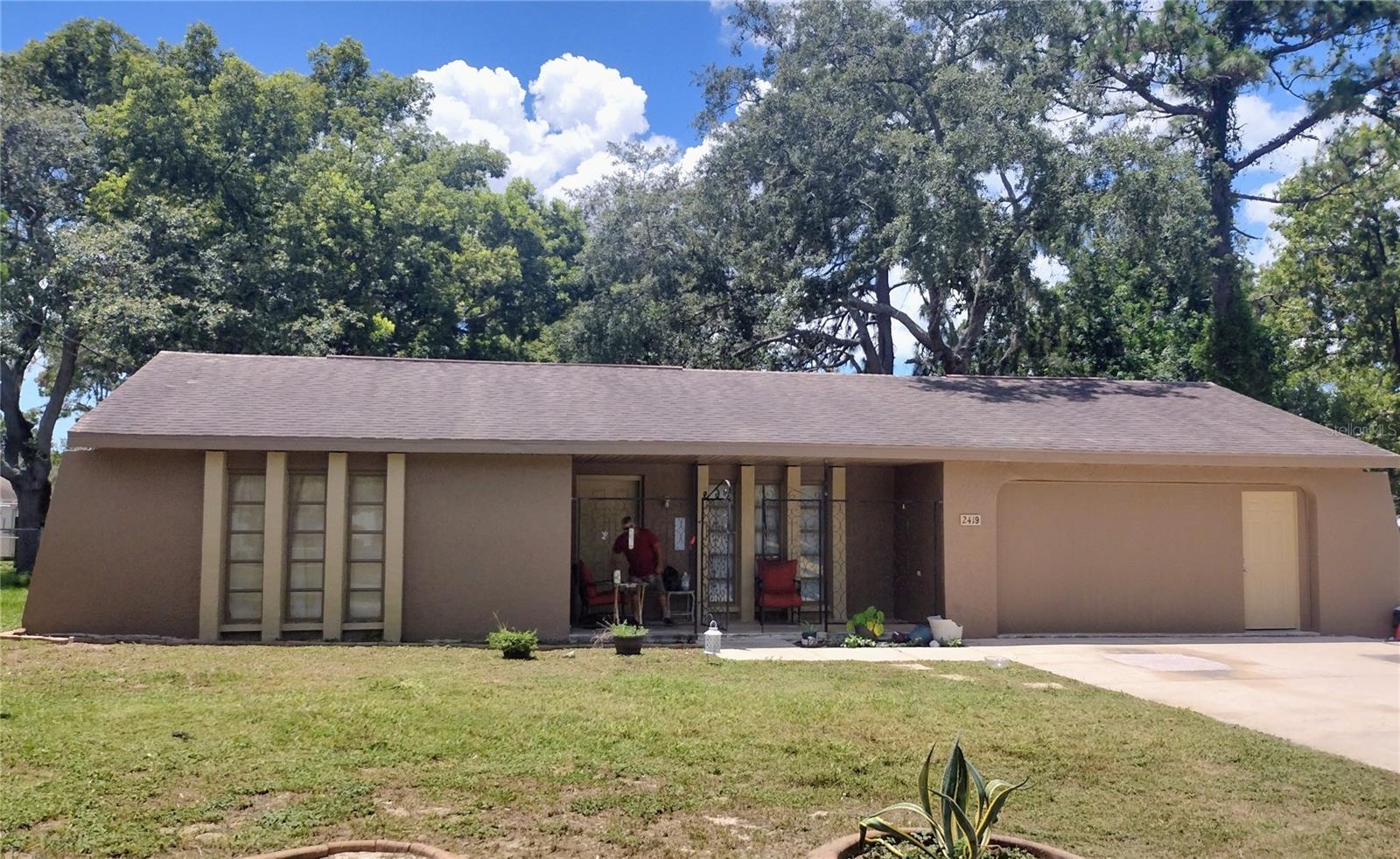 2419 Appian Ave Property Photo 1