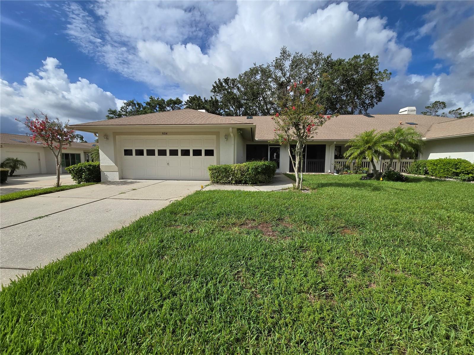9214 Golf View Dr Property Photo 1