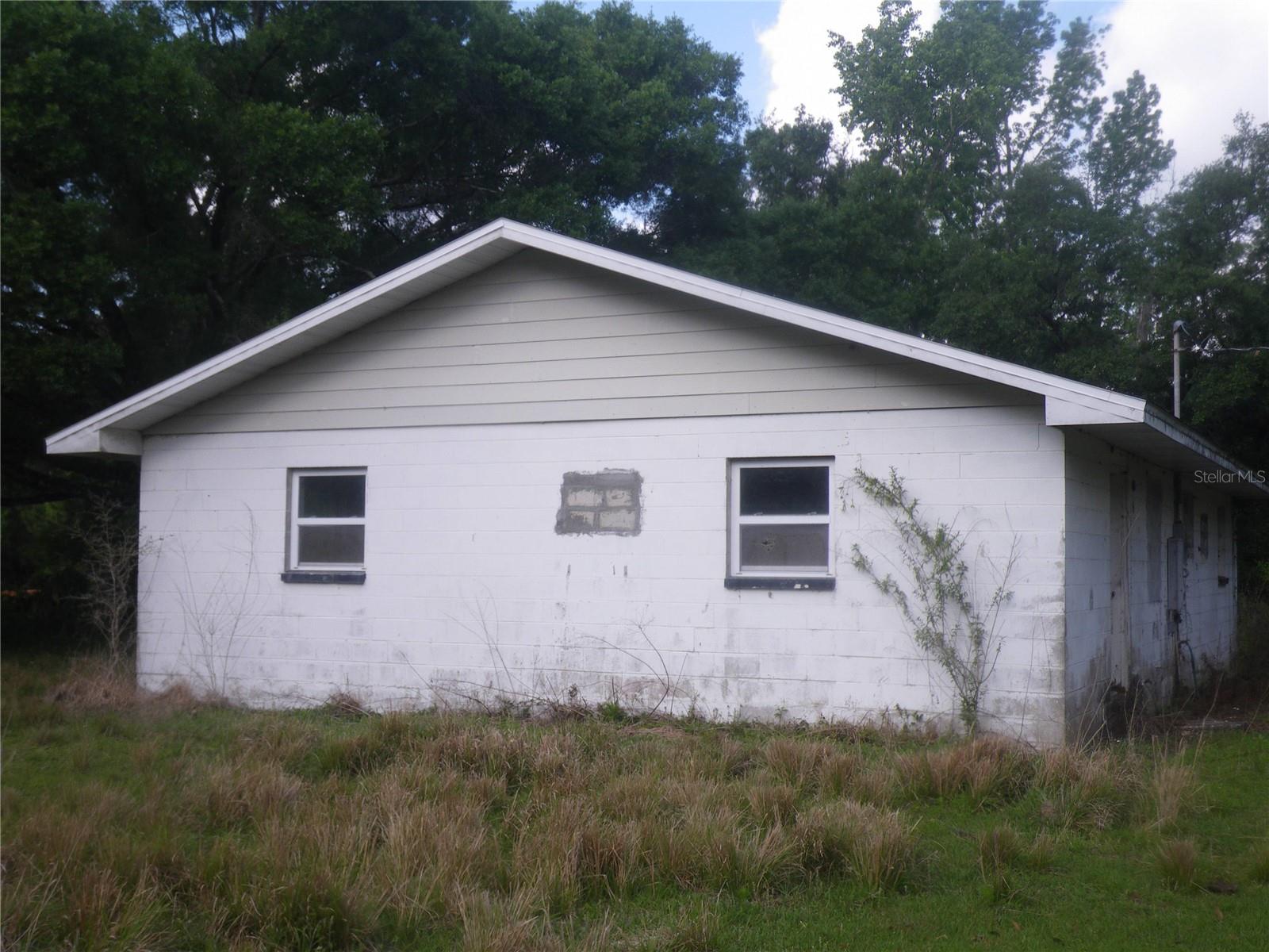 20089 Ayers Rd Property Photo 2
