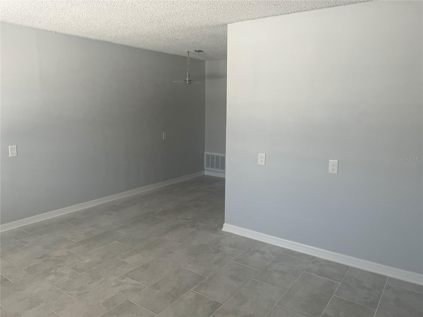 4945 Elkner St Property Photo 4