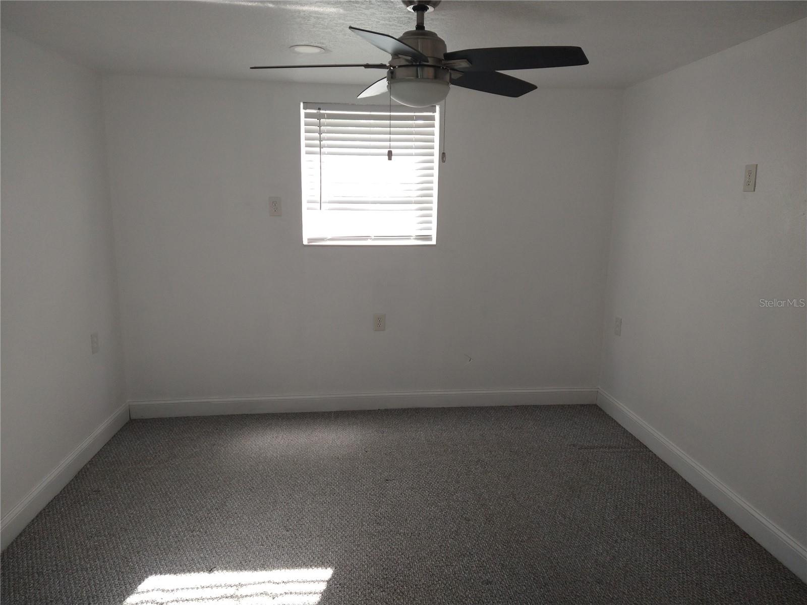 12910 College Hill Dr Property Photo 15