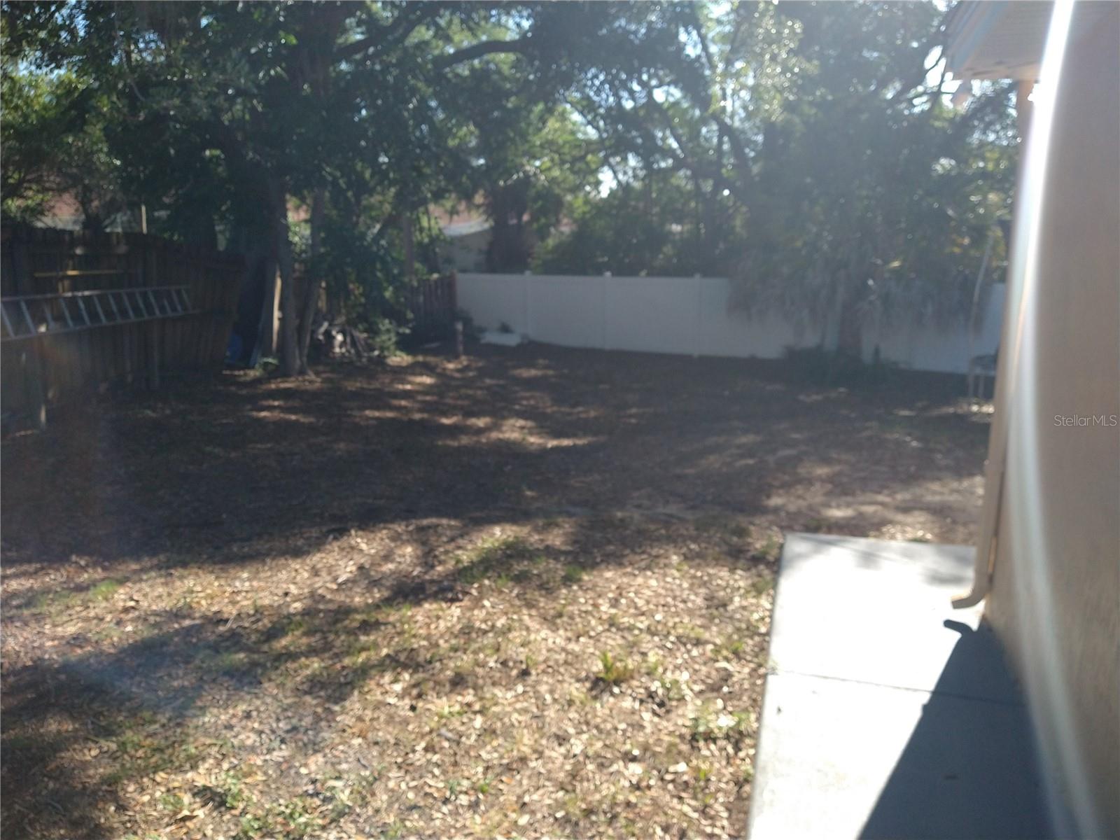 12910 College Hill Dr Property Photo 28