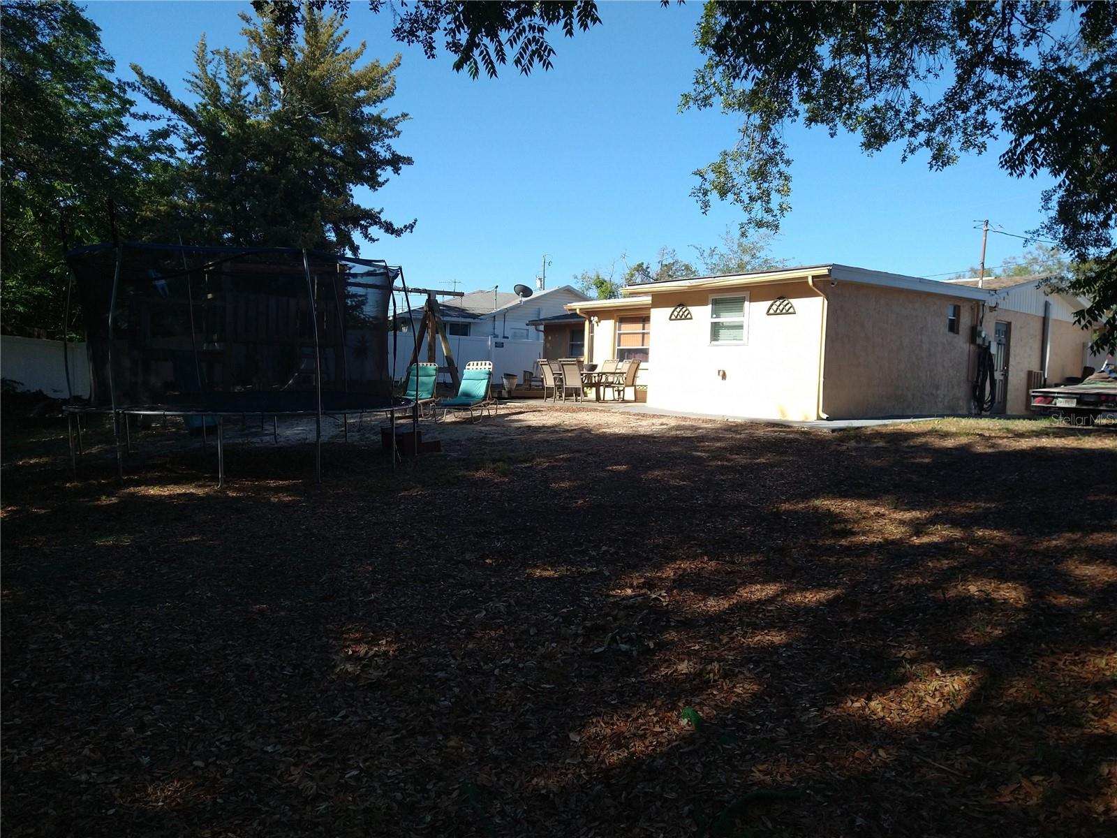 12910 College Hill Dr Property Photo 30