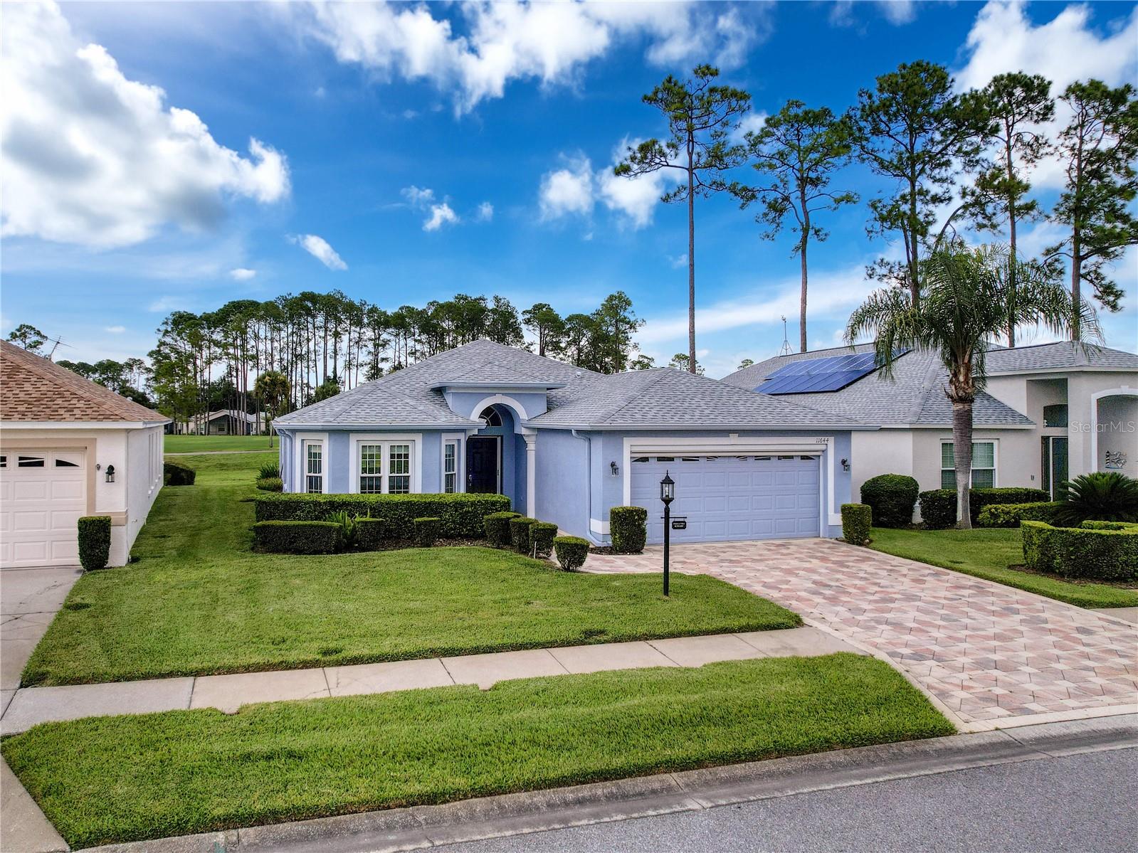 11644 Spindrift Loop Property Photo 2