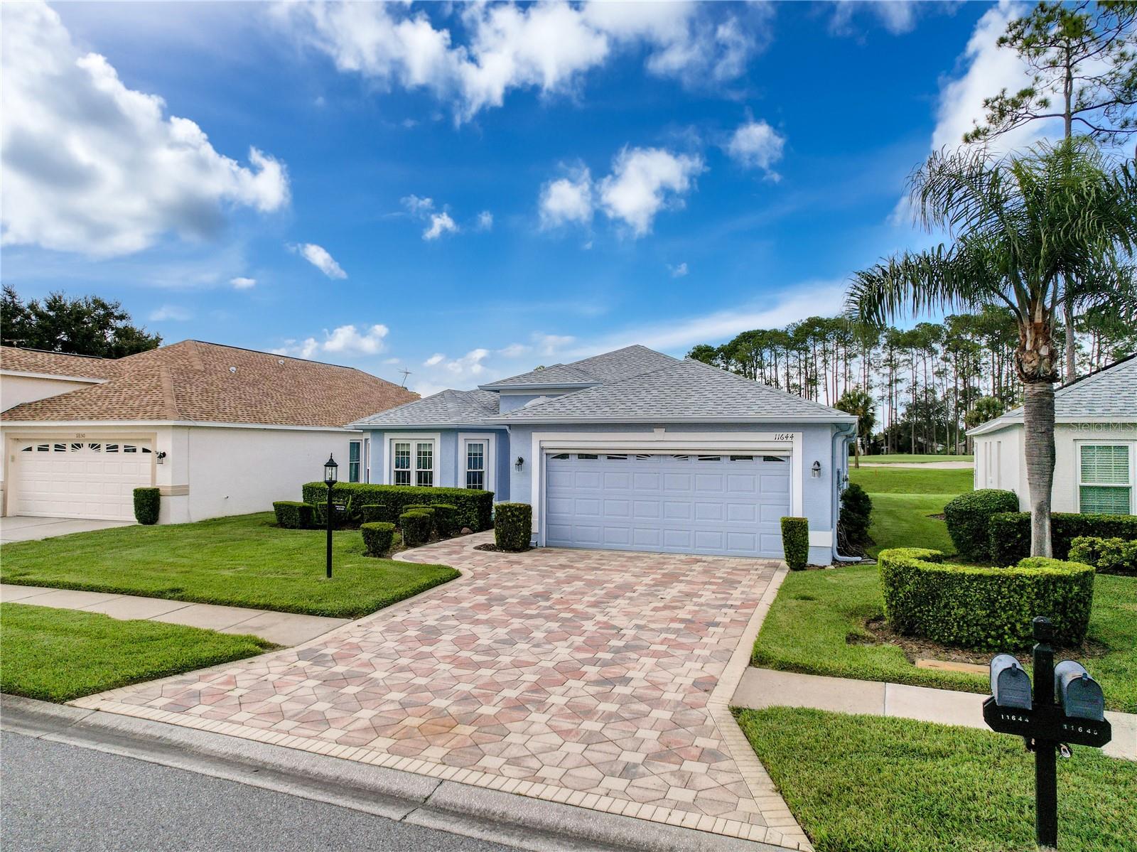 11644 Spindrift Loop Property Photo 3