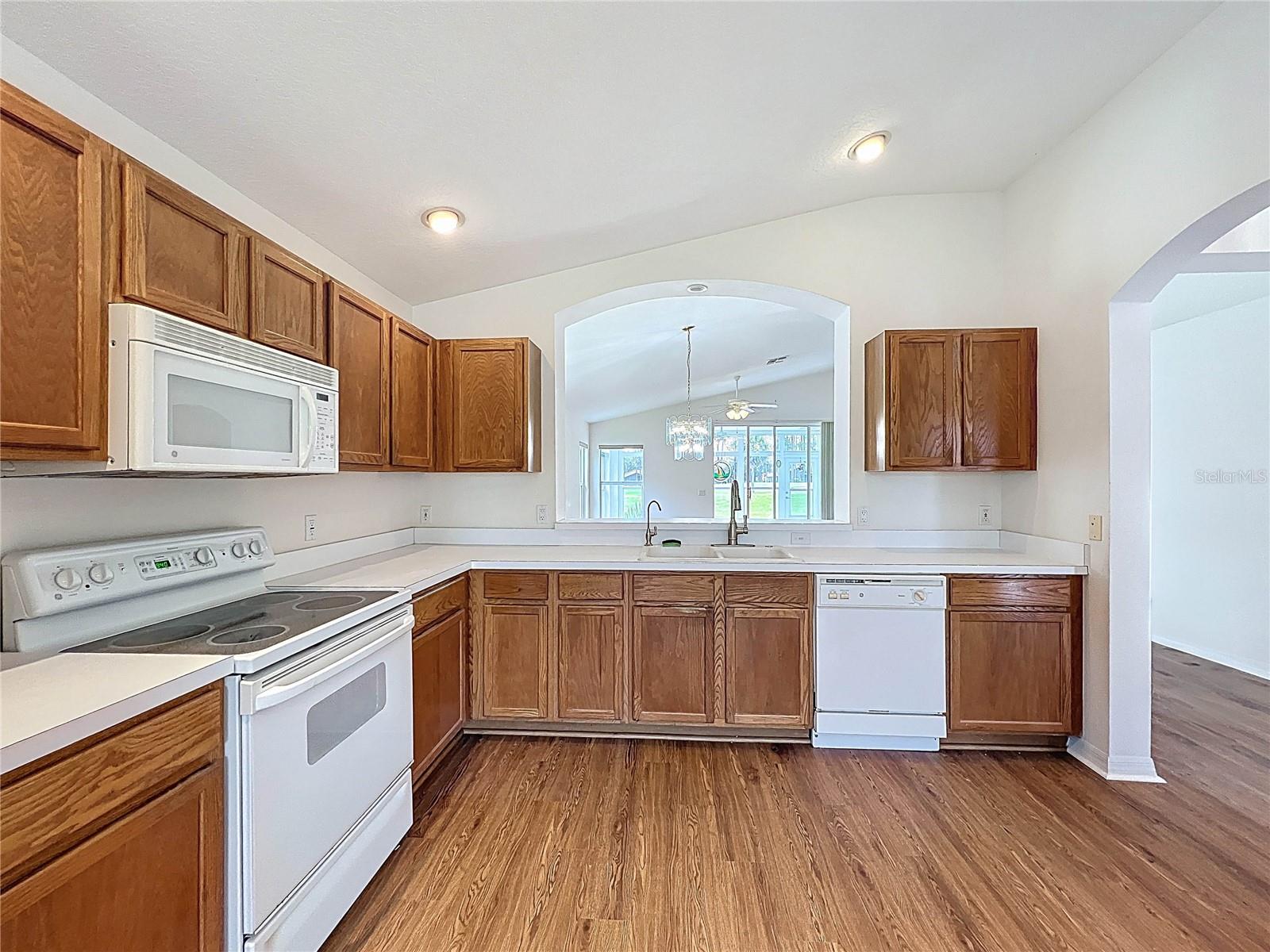 11644 Spindrift Loop Property Photo 7