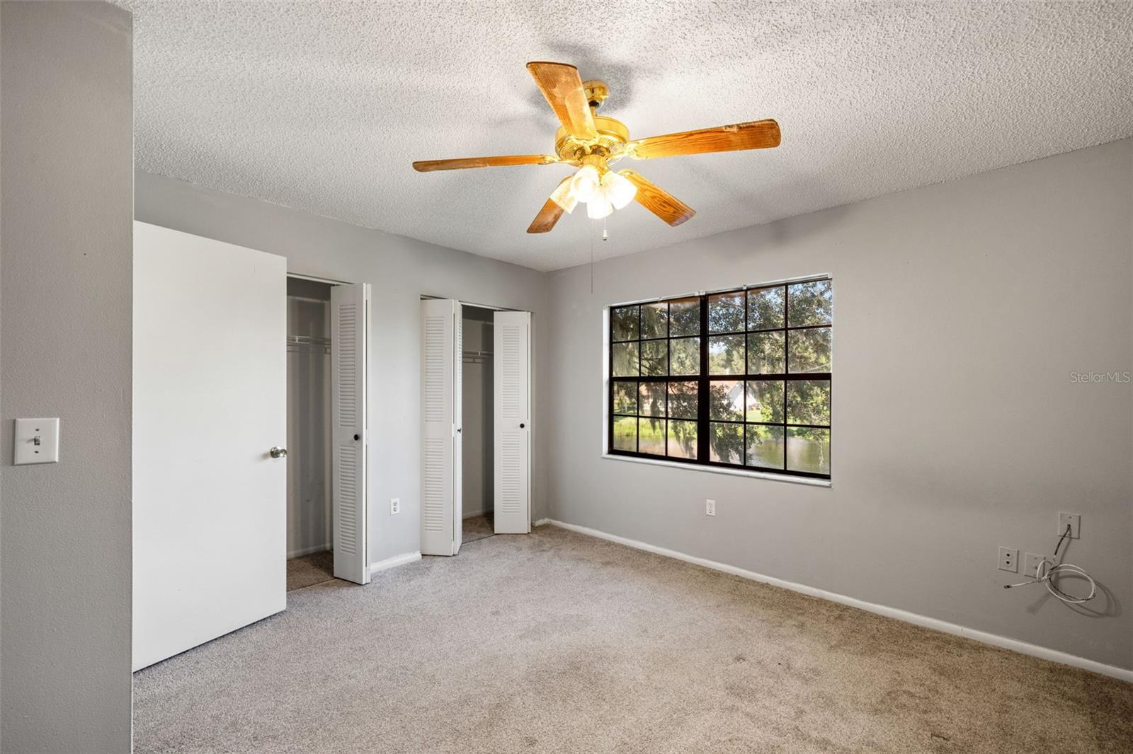1420 Ridge Lake Ct Property Photo 6