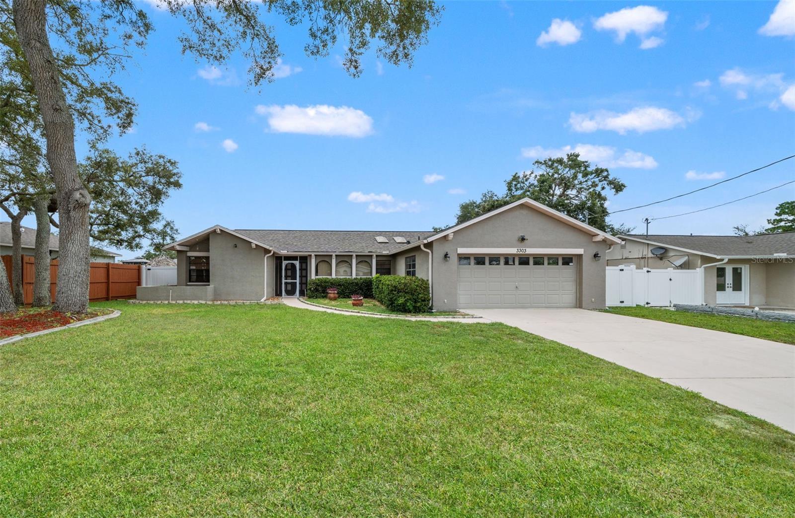 3303 Bluffview Dr Property Photo 1