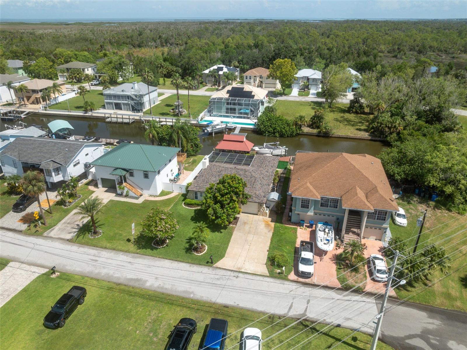 7711 Hatteras Dr Property Photo 4