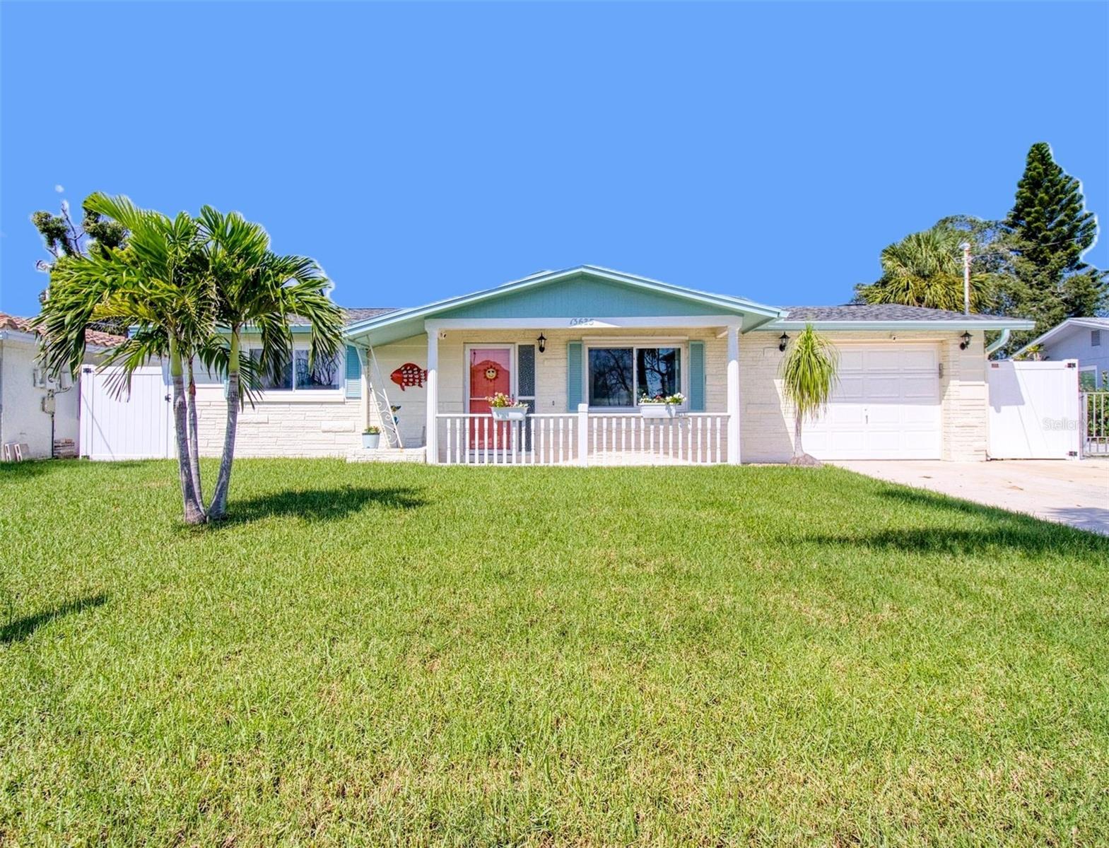 13625 Maria Dr Property Photo 2