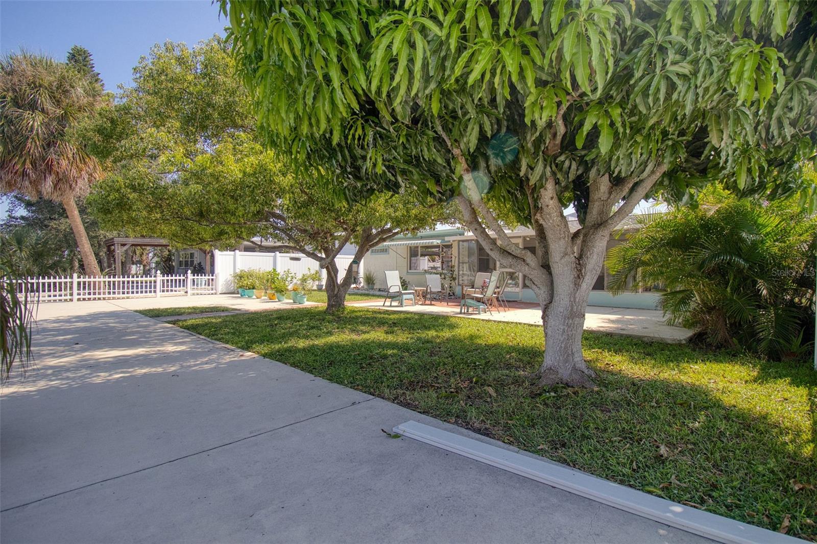 13625 Maria Dr Property Photo 23