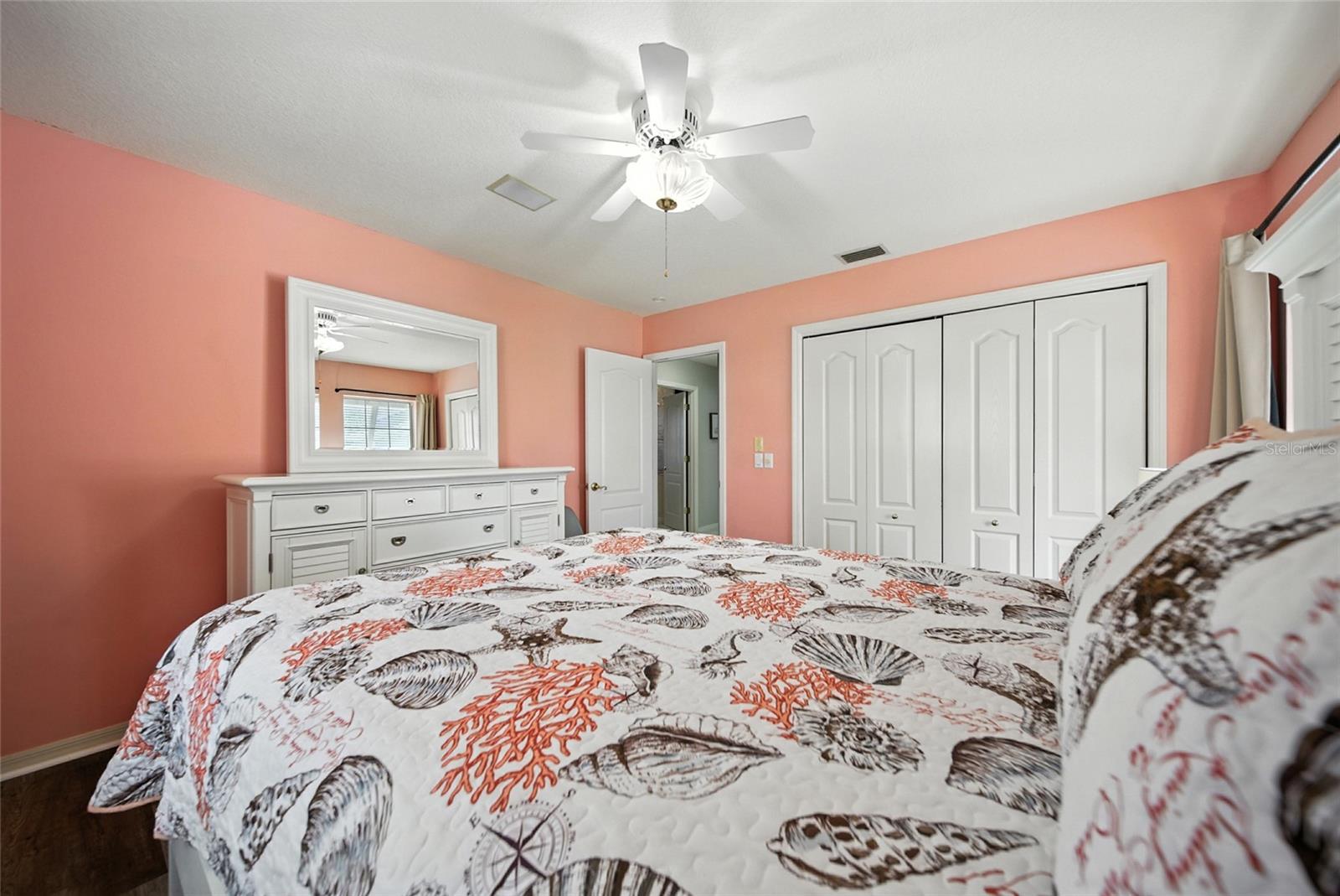 2435 N Watersedge Dr Property Photo 26